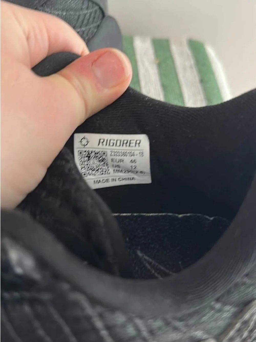 Igor Black Low-Top Athletic Sneakers